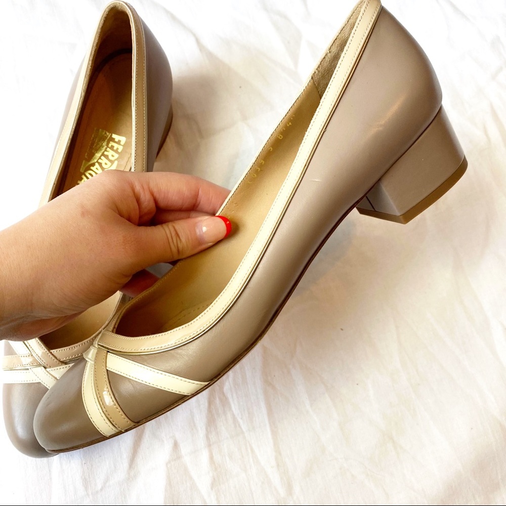 SOLD Salvatore Ferragamo GAMY Flats Size 8.5 - Picture 4 of 13